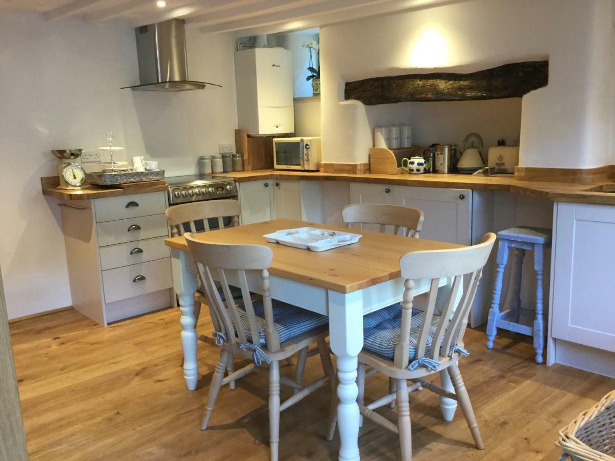 Pilchards Cottage Noss Mayo Exterior photo
